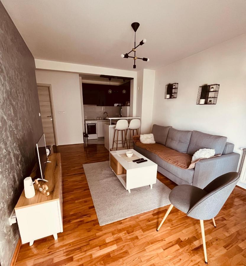 Apartman Lux Вранє Екстер'єр фото