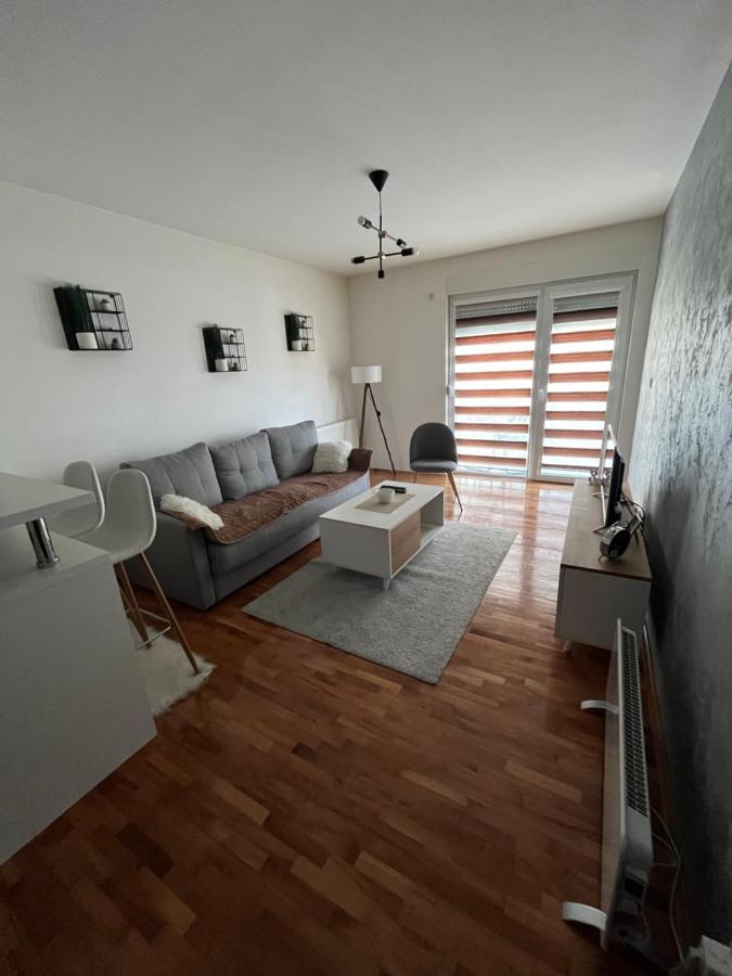 Apartman Lux Вранє Екстер'єр фото