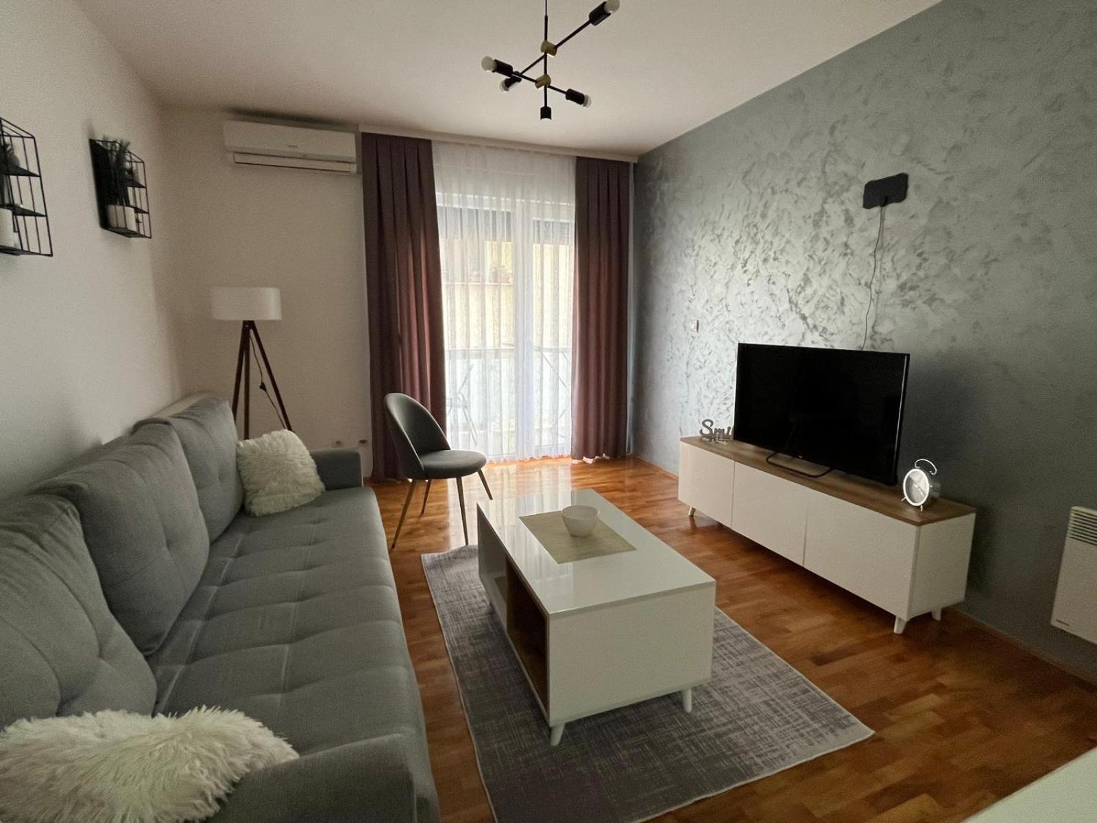 Apartman Lux Вранє Екстер'єр фото